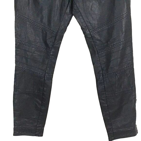 Urban Outfitters Silence & Noise Faux Leather Moto Zip Pants Black Size 27 - Picture 5 of 16